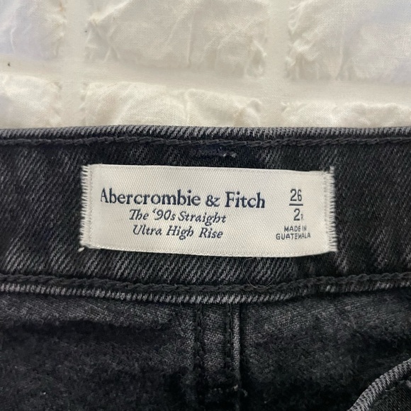 Abercrombie & Fitch black 90’s straight overlap button closure - Picture 8 of 11